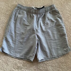 New with Tags Nike Men’s Grey Gray Lined Pocket Swim Trunk Elastic Waist Sz Med